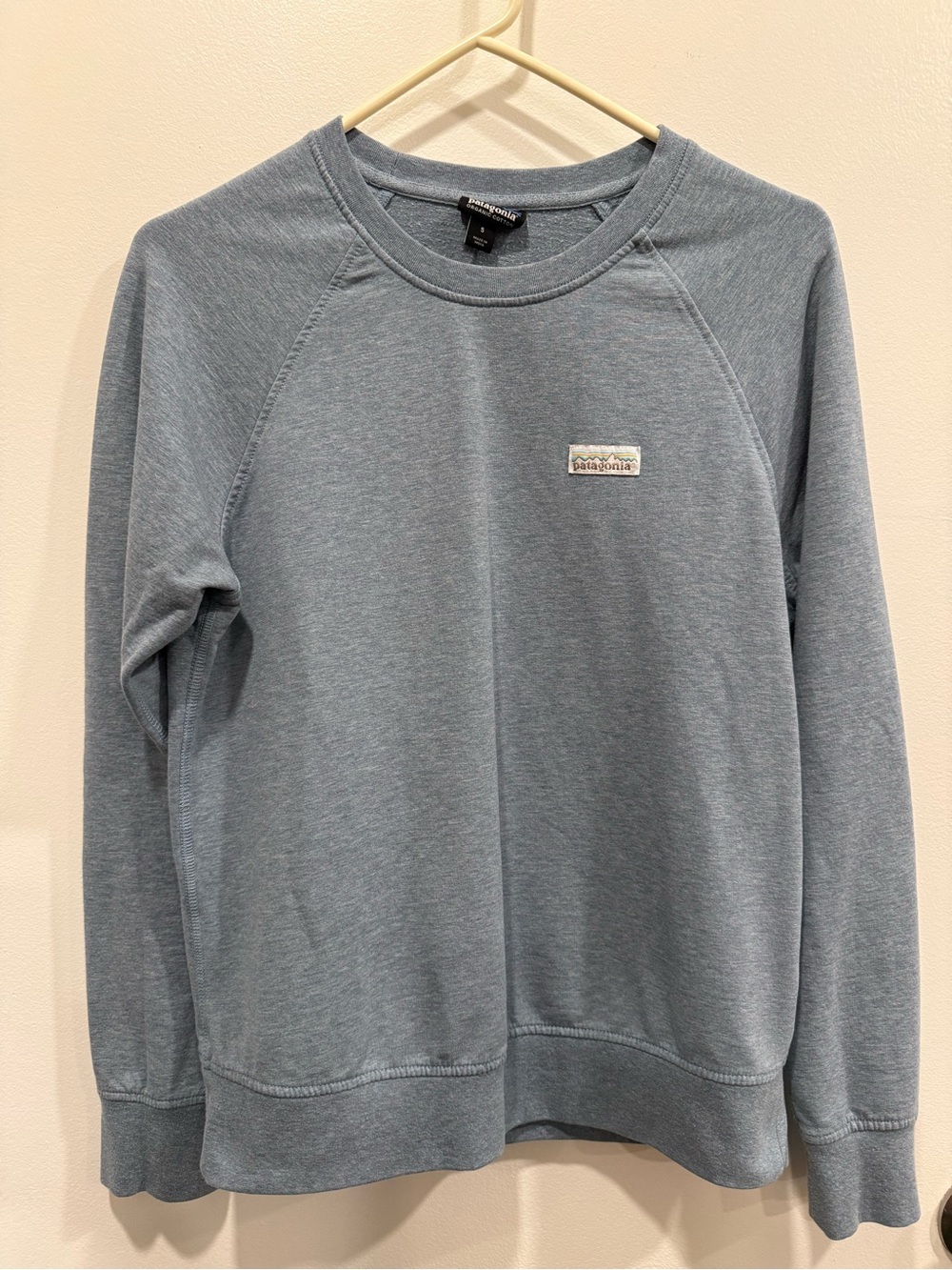 Patagonia Women’s Blue Crewneck Sweatshirt